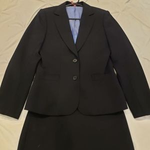 Austin Reed navy suit. Sz 10